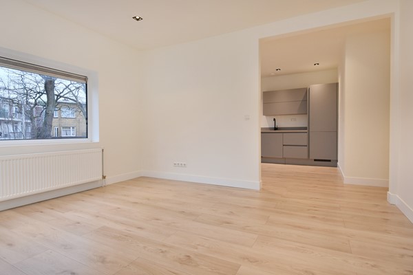 Medium property photo - Van Musschenbroekstraat 81, 2522 AJ Den Haag